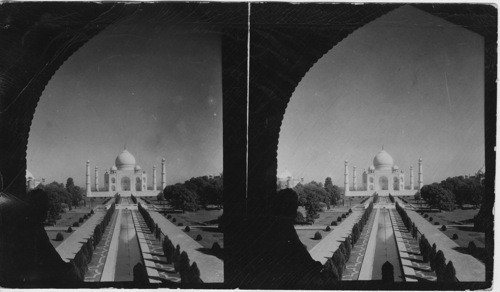 Taj Mahal from gate. Agra, India