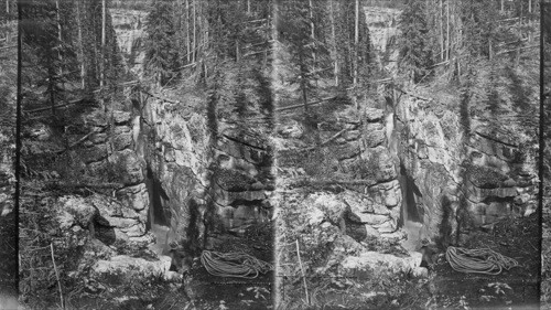 About to go down in to the Maligne Canyon. Alta.,Canada