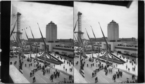 Entrance to the Avenue of Flags, Chicago Exposition