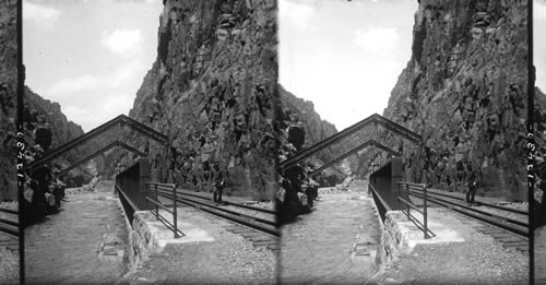 Famous Hanging Bridge. Denver & Rio Grande R.R. Royal Gorge, Colo