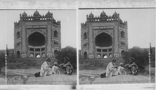 Magnificent gate to the abandoned Palace of Fatehpur-Sikri, called the finest gate in the World, India, near Agra