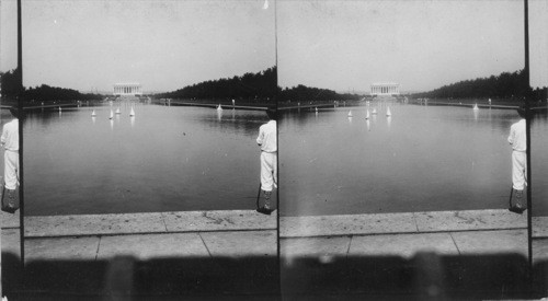 The Reflecting Basin and Lincoln Memorial looking W., Wash., D.C