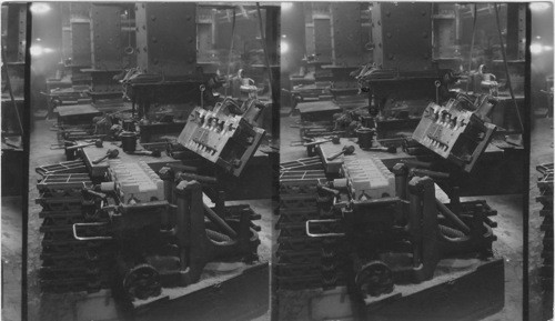 Making the so called Drag - water Jacket Core a part of the Water Jacket. Ford Motor Plant, Detroit