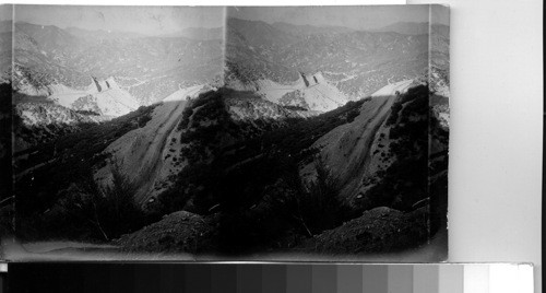 Mountain Road between Los Angeles and Bakersfield