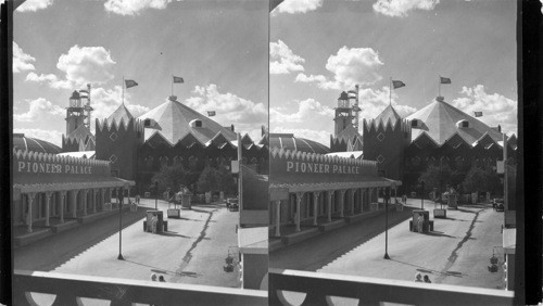 The Fort Worth Frontier, Centennial Exposition, Texas - The Pioneer Palace and the Jumbo
