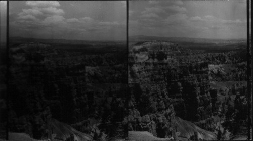 The Queens Castle from the Rim. Bryce Canyon, Utah