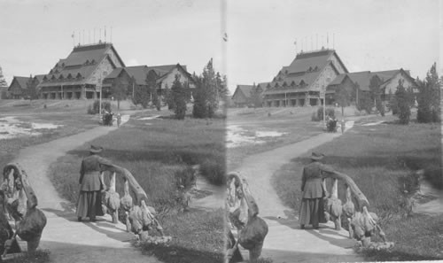 Old Faithful Inn. Yellowstone National Park. Wyoming