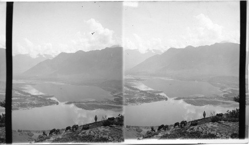 From Takht-i-Suleiman over Dal Lake - Srinagar, India