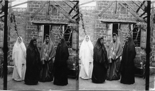 Christain women in Moslem dress Palestine