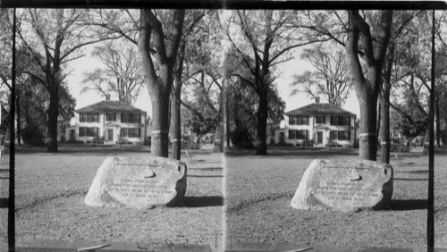 Lexington Common, Lexington, Mass. [Where they fought the first battle of Revolution. Lexington, Mass. Marker reads "Line of the Minute Men", "STAND YOUR GROUND, DON'T FIRE UNLESS FIRED UPON, BUT IF THEY MEAN TO HAVE A WAR, LET IT BEGIN HERE. - Captain Parker ]