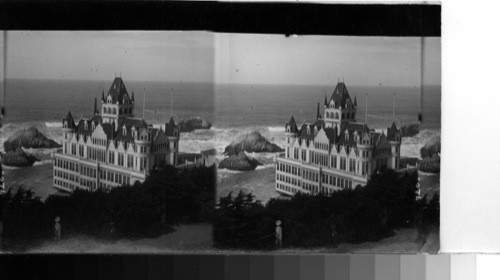 The famous Cliff House and Seal Rocks from Sutro Heights, San Francisco