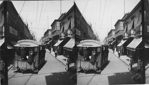 Calle de Union, showing El Banco - International del Peru on right center and Merced Church. Lima, Peru