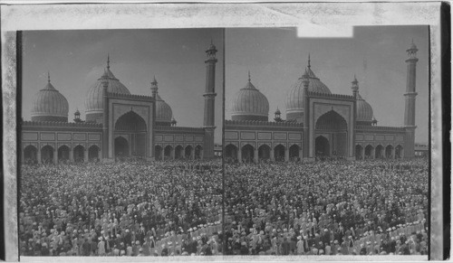 Mohammedans gathering for worship in the Great Mosque of Delhi