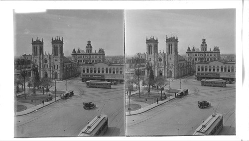 Texas. Main Plaza and the Historic Cathedral of San Fernando, San Antonio, Texas