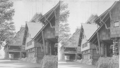 Old Faithful Inn (Front View)