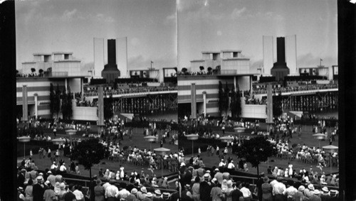 Court of the Hall of Science, N.E. to Federal and States Group, Showing 16th St. Bridge, Century of Progress