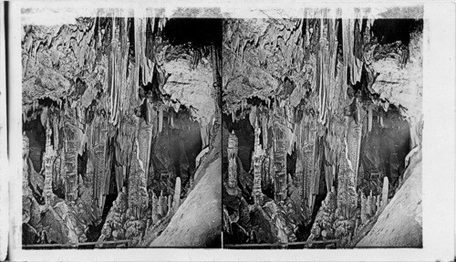 Giants Hall, Luray Caverns. Virginia