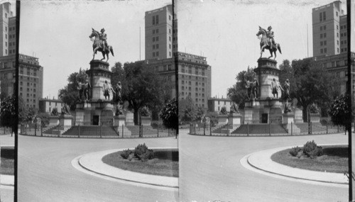 N.E. to Washington Monument on Capitol Grounds. Richmond Hotel at left. Life Insurance Company of Virginia at right - Richmond, VA