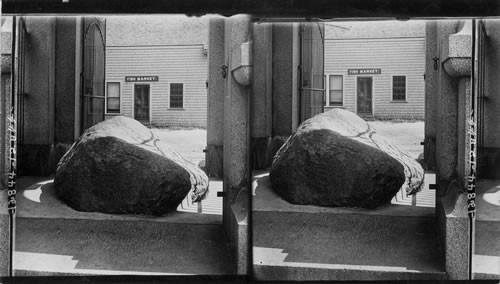 Plymouth Rock. Plymouth, Mass