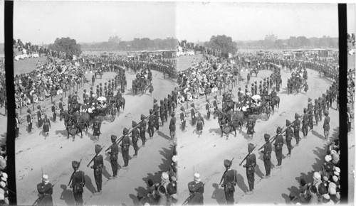 Durbar Procession passing Jumma Musjid - Delhi, India