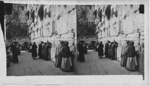 The Jews wailing place. Jerusalem - Palestine