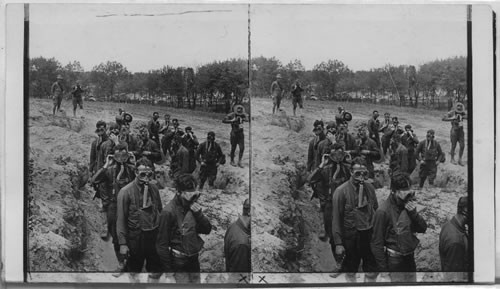 Soldiers about to enter tear gas trench, Camp Dix, N.J