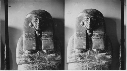 Sarcophagus of lady singer of Ammon Nesinebtam, Cairo, Egypt