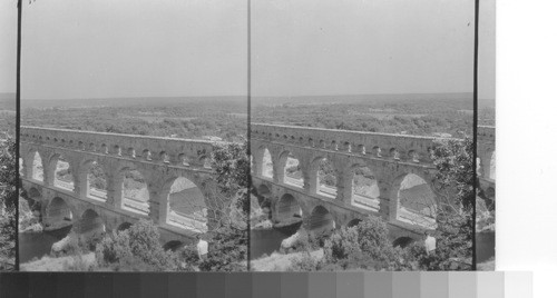 Pont du Gard. Nimes, France. (old roman aqueduct)