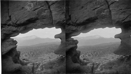 Pike's Peak from Garden of the Gods, Colorado. (from Peephole)