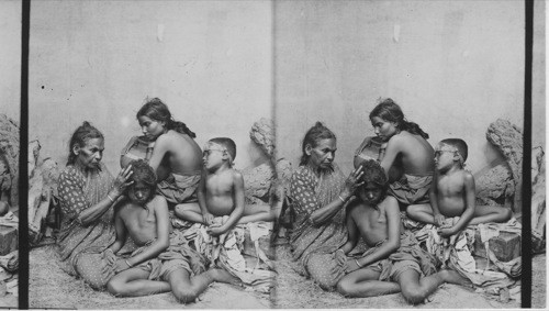 Hindu beggars. Bombay, India