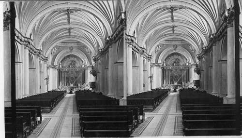 Interior Santo Domingo Church, one of the oldest churches in Peru - Lima