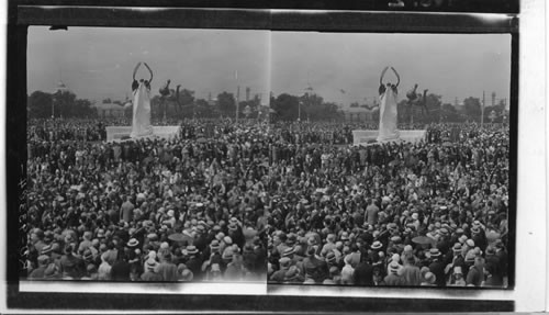 Unveiling the Peace Monument at Exposition Park. Toronto, Canada, June 12, 1930. Shriner''s Convention.Canada