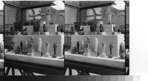 Case H, Salon Meridional, Egyptian Museum. Cairo, Egypt