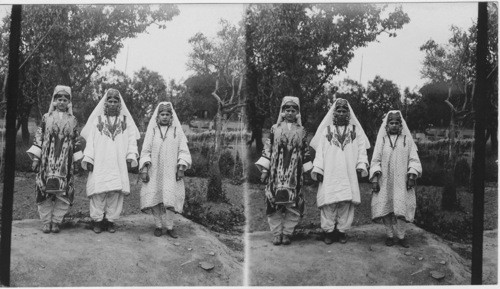 Cashmere beauties, Srinagar, India