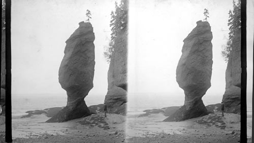 Curious formations caused by the erosion of the waters - Hopewell Cape - New Brunswick, Canada