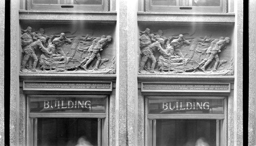 Tablet located on the front entrance of the Marquette Bldg. 72 W. Adams St., Chicago, Ill