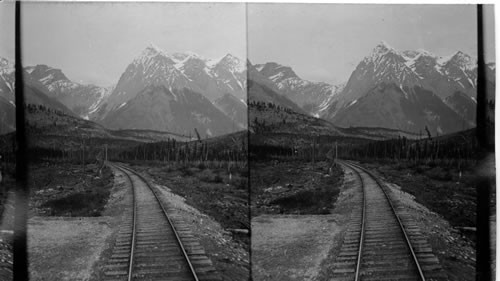 Canadian R.R. thru the mountains of Canada. British Columbia. Canada