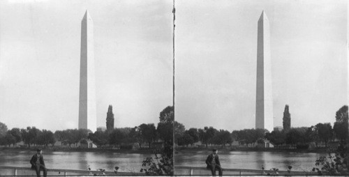 Washington Monument (555 feet high), from the N.W. Washington. (Miscellaneous)