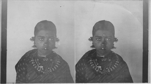 A Brahruan Girl, Tanjore, S. India