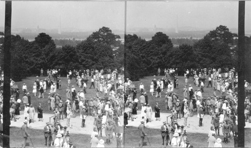 Crowds waiting for Lindberg, Washington, D.C