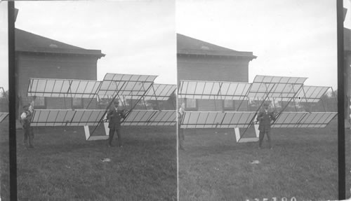 Mr. E. Le. R, Jones's. Glider which will take part in unique contest at Morris Park on Election Day. N.Y. City