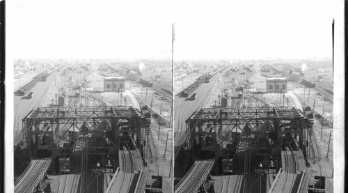 Great coal yards at Norfolk, VA., showing machinery for unloading cars. Virginia