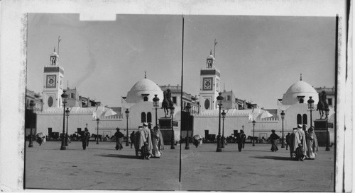 Place du government and Mosque el Djidid, Algiers, Algeria