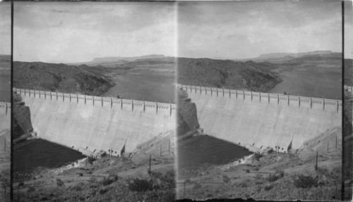 Elephant Butte Dam looking up stream of the Rio Grande River. Texas