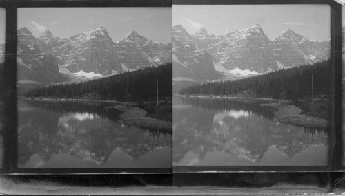 Moraine Lake. Valley of Ten Peaks