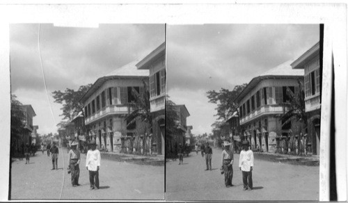 Everyday life on a pleasant street in Jaro - Panay