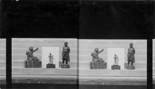 Statuettes, N.Y. Metropolitan Museum of Art, N.Y. City