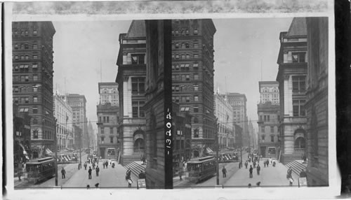 Smithfield St. and Post Office (right) in the heart of the city. Pittsburgh. Pa