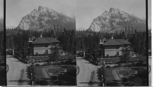 Alberta - Mt. Rundle (9798 feet) Banff. Canada