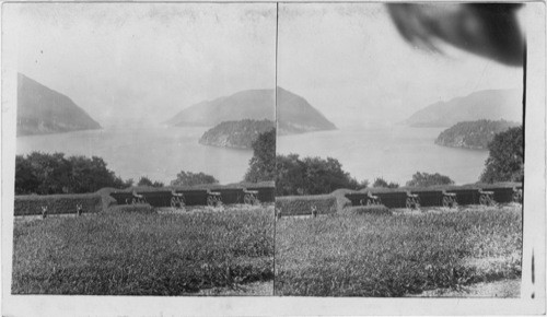 The Picturesque Hudson River. North from Trophy Point, West Point Military Academy. New York. (Upper Battery? Neg. Marred.)